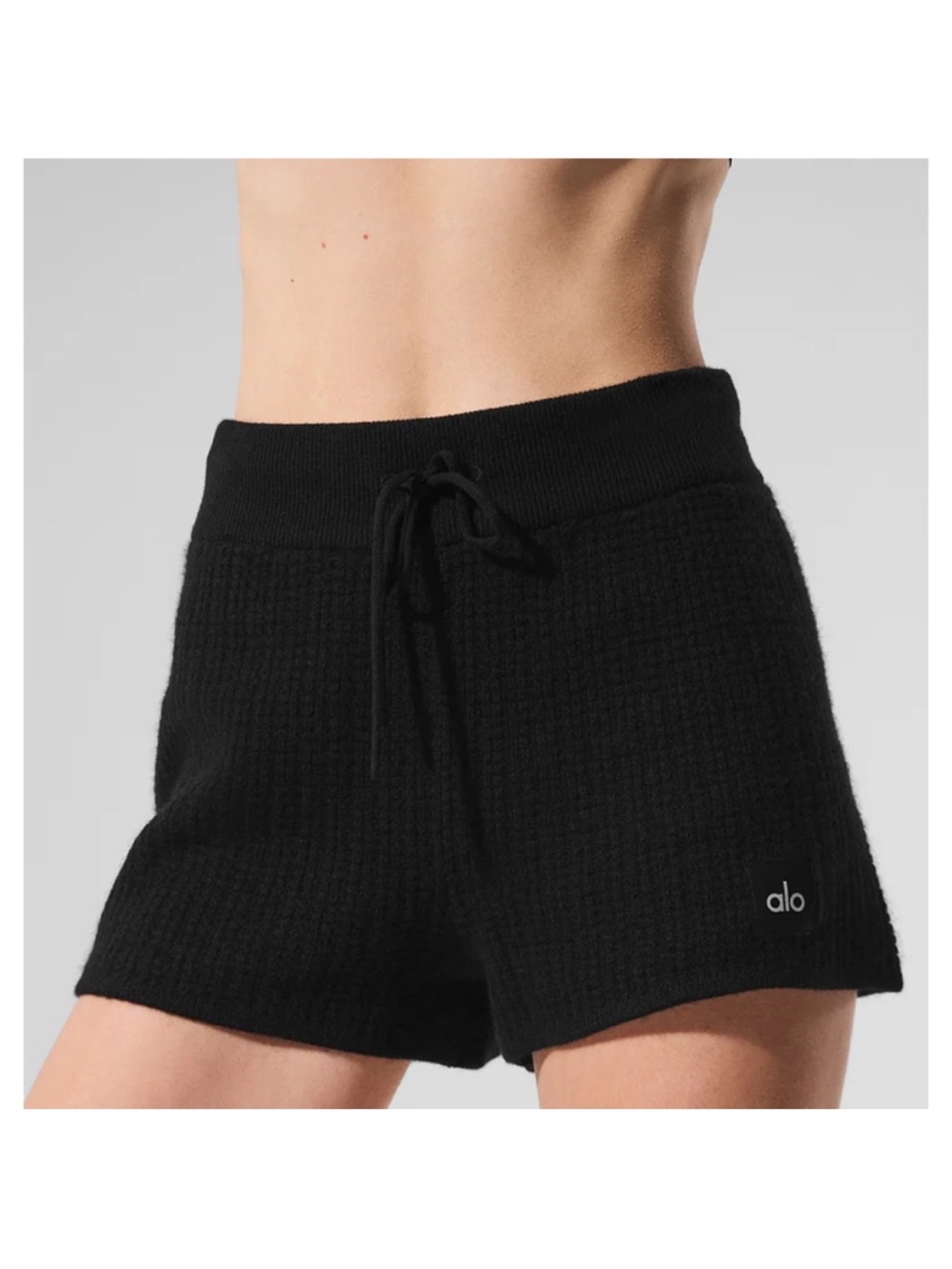 Alo Cashmere High Waist Plush Waffle Shorts in Black Size XS